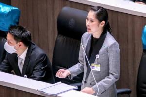 ศาลฎีกาสั่ง “ธณิกานต์” ส.ส.พปชร.หยุดปฏิบัติหน้าที่ หลัง ป.ป.ช.ยื่นร้อง เสียบบัตรเเทนกัน