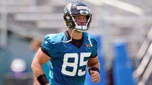 "จากัวร์ส" ดับฝัน "ทีโบว์" รีเทิร์น NFL หั่นชื่อทิ้งหลังเกมพรีซีซัน