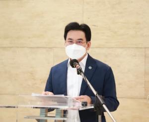 “จุรินทร์” ปลื้ม กรมทรัพย์สินทางปัญญางานเข้าเป้า ดัน GI เตือนสิทธิบัตร คุมละเมิด ไกล่เกลี่ยข้อพิพาท