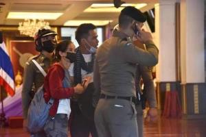 อัยการจังหวัดมุกดาหาร ยื่นฟ้อง “ลุงพลพ่วงป้าแต๋น” คดีพบศพน้องชมพู่ วัย 7 ขวบ ตายปริศนา