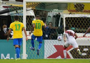 "เนย์มาร์" ซัดปิดกล่องท้ายครึ่งแรก "บราซิล" อัด "เปรู" 2-0 นำโด่งจ่าฝูงคัดบอลโลก