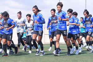 “ชบาแก้ว” ซ้อมครั้งแรกที่ปาเลสไตน์ “นิภาวรรณ” หวังประเดิมสามแต้มเหนือมาเลเซีย