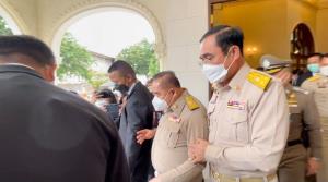 “โฆษกรัฐบาล” ยัน “ตู่-ป้อม” ยังรักกันดี มองตาก็รู้ใจ