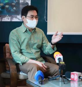 พณ.สั่งคุมราคาสินค้า หวั่นฉวยโอกาสเอาเปรียบช่วงน้ำท่วม พร้อมตรึงราคาก่อสร้างหลังน้ำลด