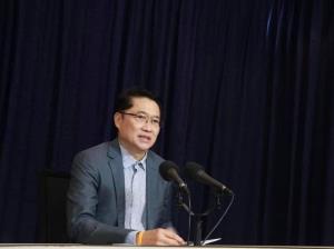 “องอาจ” ฝากนายกฯ เร่งฉีดวัคซีนวันละล้านโดส เพื่อให้ประชาชนใช้ชีวิตปกติได้เร็วขึ้น
