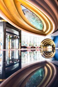 เปิดตัว "Inside Burj Al Arab" โปรแกรมทัวร์โรงแรมหรูระดับโลกในดูไบ