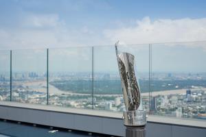 มหานคร สกายวอล์ก ได้รับพระราชทานรางวัล Thailand Tourism Awards ประเภทรางวัลดีเด่น สาขาแหล่งท่องเที่ยวนันทนาการและความบันเทิง