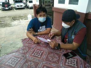 จับแก๊งตระเวนหลอกขายสินค้าเกรดต่ำให้ร้านชำในภาคอีสาน