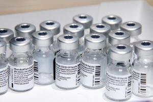 กรมควบคุมโรค เผยวัคซีนไฟเซอร์ 1.5 ล้านโดส ถึงไทยตามกำหนด