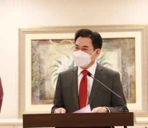 “จุรินทร์” สั่งจัดรถโมบายล์ 50 คัน นำผักราคาถูกขายชาวกรุง-ปริมณฑล