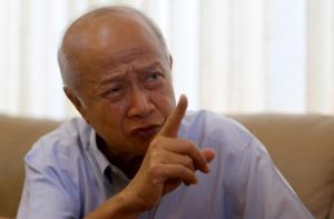 ‘เจ้านโรดม รณฤทธิ์’ อดีตนายกรัฐมนตรีกัมพูชาสิ้นพระชนม์ในฝรั่งเศส