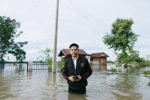 ส่งกำลังใจให้พี่น้องชาวใต้ 'เอ็ม ธวเดช' กำชับ ทีม 'แนวทางใหม่' ช่วยพื้นที่ประสบอุทกภัยเต็มที่