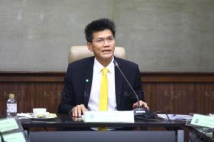 “สาธิต” ขอ 2 สัปดาห์! ประเมิน-สกัด “โอไมครอน” ย้ำ กิจการ-กิจกรรม ในประเทศยังเดินหน้าเหมือนเดิม