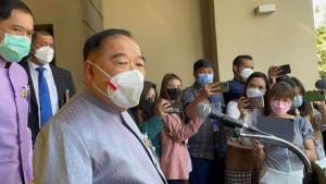 “บิ๊กป้อม” ร่วมงานแถลงผลงาน กอ.รมน.ปี 64 “อัศวิน” รอต้อนรับ ท่ามกลางกระแสข่าวอาจลงชิงผู้ว่าฯ กทม.อีกครั้ง