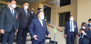 “บิ๊กป้อม” ย้ำเลือกตั้งผู้ว่าฯ กทม.ไม่เกินกลางปี 65 ยัน พปชร.ไม่ส่งผู้สมัคร-แค่สนับสนุน