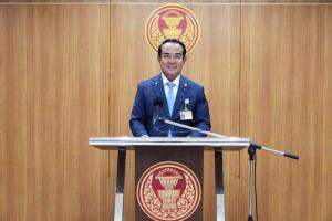 “ชินวรณ์” แจง ปชป.ไม่แตกแถว ประชุมสภาฯ เกือบครบ ชี้ ฝ่ายค้านในอดีตนับองค์เฉพาะตอบโต้รัฐบาล