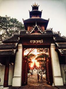 ผู้ถือหุ้นโวย IFEC ฉีกกฎ ก.ล.ต.แอบซื้อโรงแรมดาราเทวี! ทั้งที่ กรรมการบริษัท ยังไม่ยินยอม