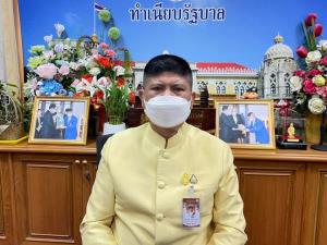 “แรมโบ้” ซัด “ธนาธร” สับปลับ เล่นการเมืองน้ำเน่าผสมยาพิษ ด่าตลอดแต่ดอดไปฉีดวัคซีน