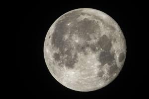 ดวงจันทร์ประดิษฐ์อาจเป็นงานวิจัย ที่ทรงคุณค่าสำหรับภารกิจสำรวจดวงจันทร์ของจีน – ภาพเอเอฟพี