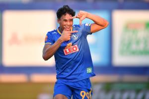 ทัพ "เดอะ แรบบิท" คืนฟอร์มเก่ง เปิดบ้านอัด เชียงใหม่ ยูไนเต็ด 4-1