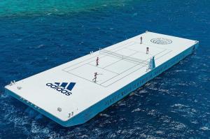 “Adidas” สร้างสนามเทนนิสลอยน้ำจาก “พลาสติกรีไซเคิล” เหนือแนวปะการัง Great Barrier Reef