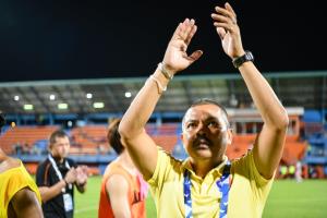 "โค้ชอู๊ด" ลาออก! เซ่นฟอร์มห่วย ท่าเรือตั้ง "โค้ชแขก" ขัดตาทัพ