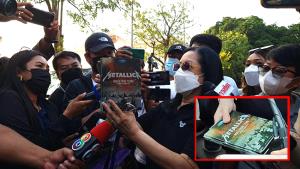 ส่ง Metallica ให้ "แม่แตงโม" แค่ป่วนหรือต้องการสื่ออะไร?