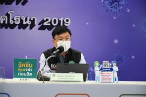 สธ.ชี้ "โควิด" ไทยยังขาขึ้น อาจสูงสุด 5 หมื่นรายหลังสงกรานต์ หรือถึงแสนหากไม่เข้มพอ คาดลดลงช่วง พ.ค.-มิ.ย.