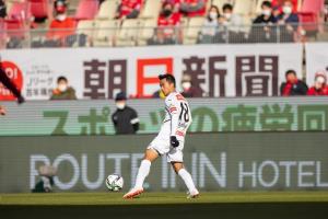 "ชนาธิป" ยังเงียบ "คาวาซากิ" เกือบตาย ไล่เจ๊า "กัมบะ" ทดเจ็บ 2-2