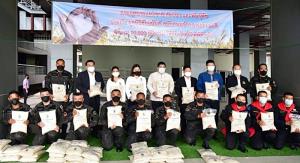 กรมอุทยานฯ รับมอบข้าวสาร 10,000 กก. จากมูลนิธิชัยอนันต์ สนับสนุนสวัสดิการผู้พิทักษ์ป่า