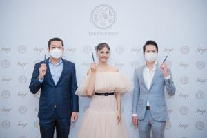 เดอะเฟสช็อปเปิดตัว “ญาญ่า อุรัสยา” พรีเซ็นเตอร์ดินสอเขียนคิ้วจากเกาหลี