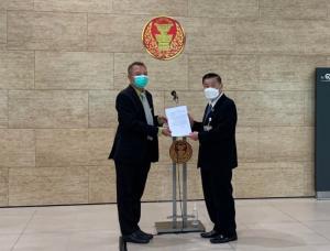 “เสรีพิศุทธ์” รับเรื่องร้องเรียนสอบ “ชัชชาติ” เอื้อเอกชนประมูลดิวตี้ฟรีสุวรรณภูมิ หลังจบศึกชิงเก้าอี้ผู้ว่าฯ กทม.