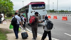 ท่องเที่ยวหนองคายส่งสัญญาณฟื้น คนไทยอยากเที่ยวลาว หวังนั่งรถไฟความเร็วสูง