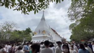 “ศรีสองรัก” แห่งเดียวในไทยที่มีการล้างพระธาตุสืบพิธียาวนานกว่า 462 ปี