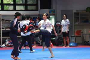 "เทนนิส-เทม" ได้บาย ตุนทองแดงซีเกมส์แบบยังไม่เสียเหงื่อ
