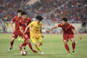 "ไทย" น้ำตาตกพ่าย "เวียดนาม" พลาดทองบอลชายซีเกมส์ 2 สมัยติด