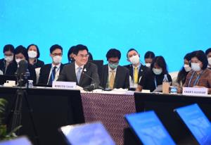 สุดปัง!!! “จุรินทร์” นำรัฐมนตรีการค้าเอเปกปิดฉากการประชุมงดงาม ทุกชาติปรบมือให้ไทย เดินหน้าสู่ FTA เอเปกให้สำเร็จ