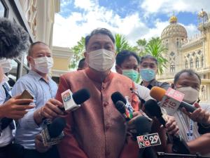 “สุชาติ” ยินดี “ชัชชาติ” นั่งผู้ว่าฯ กทม.ชี้ การเมืองท้องถิ่นเปรียบทั่วประเทศไม่ได้
