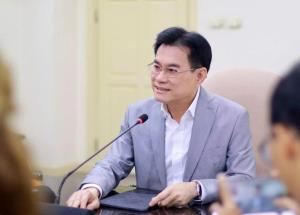“จุรินทร์” ชี้ “ปชป.” ประสบความสำเร็จในสนาม กทม.ไม่สูญพันธ์ุ โวผู้สมัครเข้าที่ 2 พร้อมเดินหน้าหาเสียงต่อ มั่นใจ ลต.หน้า ภาคใต้คัมแบ็ก