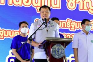 "อนุทิน" เชื่อ ปชช.ประเมินความเสี่ยงได้ ใส่หรือถอดมาสก์ หลังโควิดเข้าโรคถิ่น
