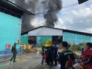 “สุริยะ”สั่งย้ายอุตสาหกรรมจังหวัดราชบุรี-เร่งตรวจสอบไฟไหม้โรงงานรีไซเคิลกากอุตฯ