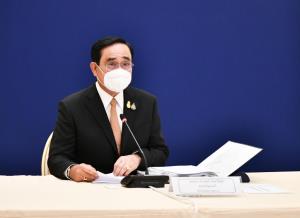 “ประยุทธ์” โยน “คมนาคม” แจงแล้วหลังโฮปเวลล์ทวงเงิน ไม่ตอบ ภท.พูดเรื่องปรับ ครม.หรือไม่