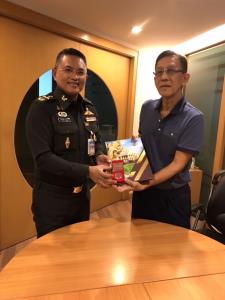 หัวหน้าประชาสัมพันธ์การแก้ปัญหายาเสพติดเยี่ยมปรึกษาประธาน "กันตนา กรุ๊ป"