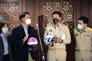 “ชัชชาติ” ท้า “สรยุทธ” ร่วมปลูก 1,000 ต้น  เพื่อช่วยให้ครบ 1 ล้านต้น ตามเป้าหมาย