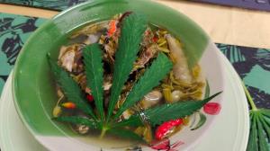 เตือนร้านอาหาร-เครื่องดื่มผสม "กัญชา" ขายแบบออนไลน์ ไม่มีใบอนุญาต ฟันโทษจำปรับ