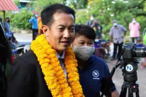 “หน.พรรคไทยสมาร์ท” ค้านนโยบายแจกเงิน แนะใช้เทคโนโลยีสร้างรายได้ให้ ปชช.ดีกว่า