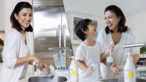 ทุกอย่างต้องดีที่สุด สำหรับลูก... “เอมมี่ มรกต” จึงเนรมิตผลิตภัณฑ์ สำหรับคุณแม่มือใหม่