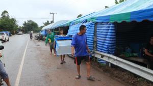 น้ำชีเพิ่มพรวดทะลักท่วมแล้วหลายหมู่บ้าน ชาวบ้านปลาปัดต้องทิ้งบ้านพักอยู่เต็นท์