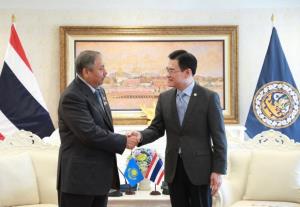 “จุรินทร์”ถกซื้อปุ๋ยคาซัคสถาน พร้อมมอบ 3 สมาคมเดินหน้าเจรจารายละเอียดต่อ