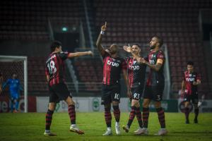 "แข้งเทพ" รัวครึ่งหลังยิงดับ "ลำพูน" 2-0 ขึ้นรองจ่าฝูง